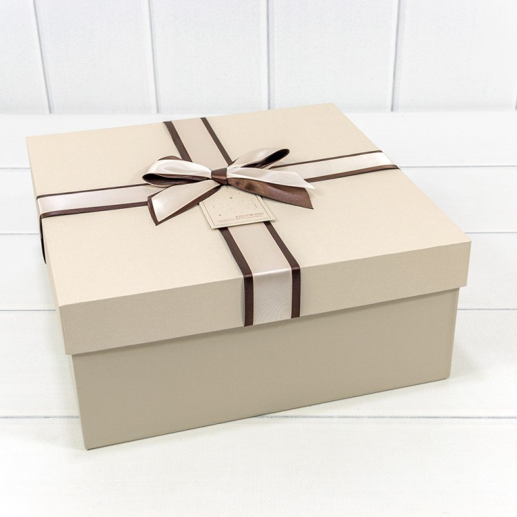 Коробки Квадратные Набор 1/3 27*27*11,5 с двойным бантом Бежевый 1/8 Арт: 721817/1