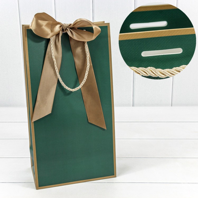 Пакет подарочный с лентой 20*38*12 210г Зелёный 1/10 1/120 Арт: 000505EM/15