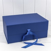 Коробка Прямоугольная 39*28*17,8 складная на магнитах Синий 1/24 Арт: 730229/0124
