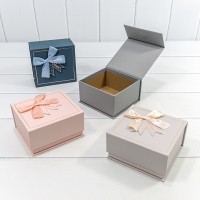 Коробка Прямоугольная 13,5*12,5*7,5 с магнитной крышкой (микс 2) 1/4 1/120 Арт: 51134/2